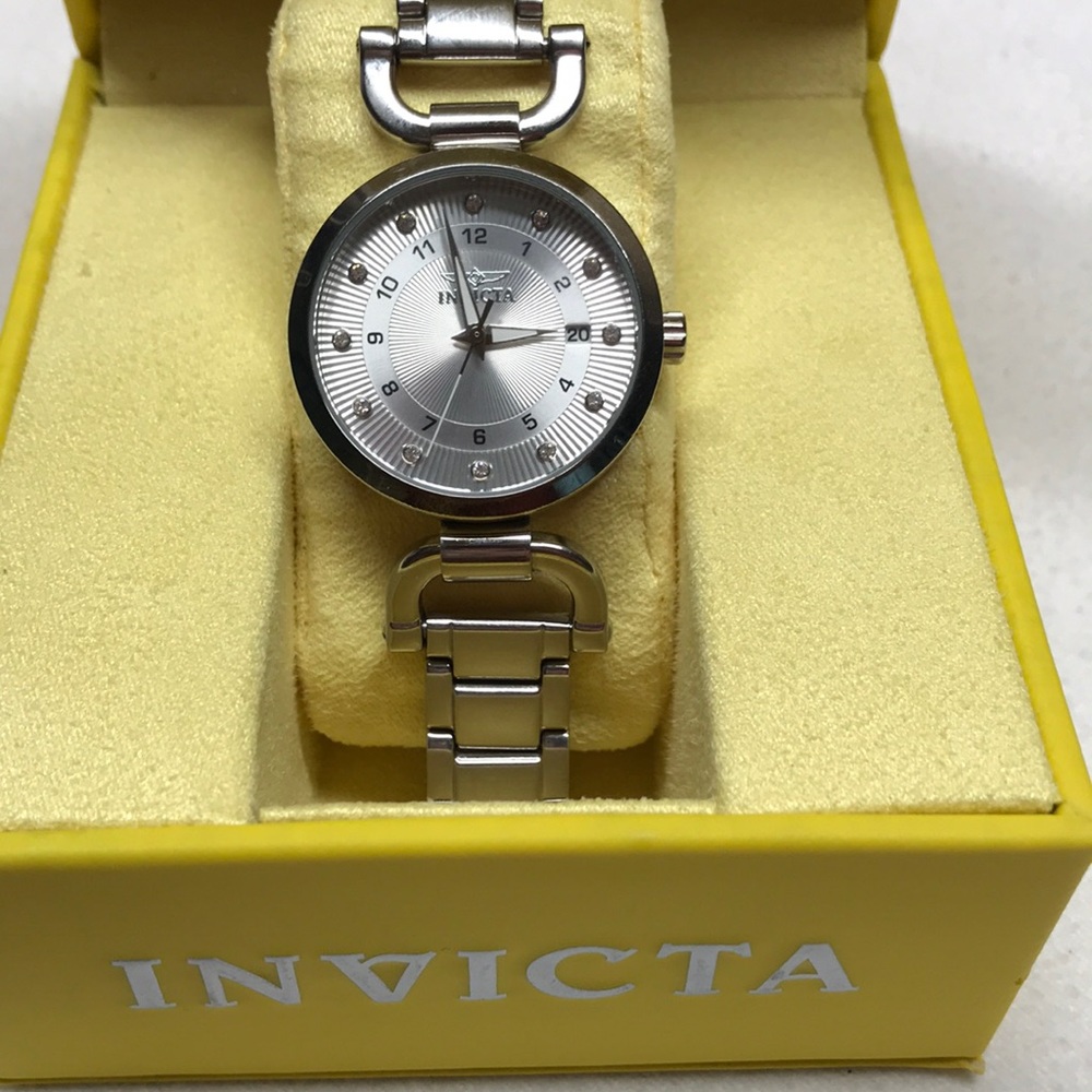 nvicta Watch - Picture 2 of 6